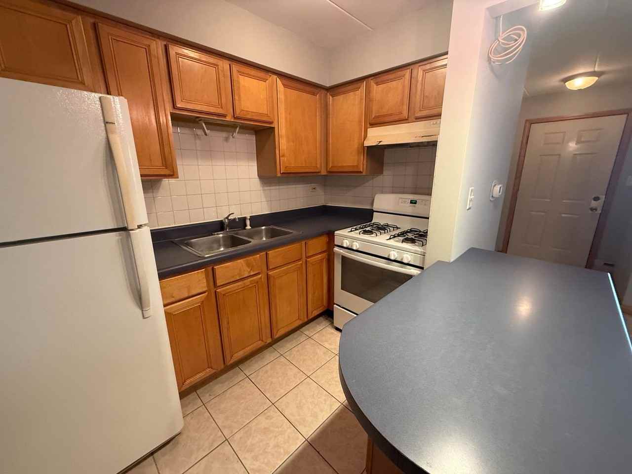 4602 River Rd - Photo 2 of 7
