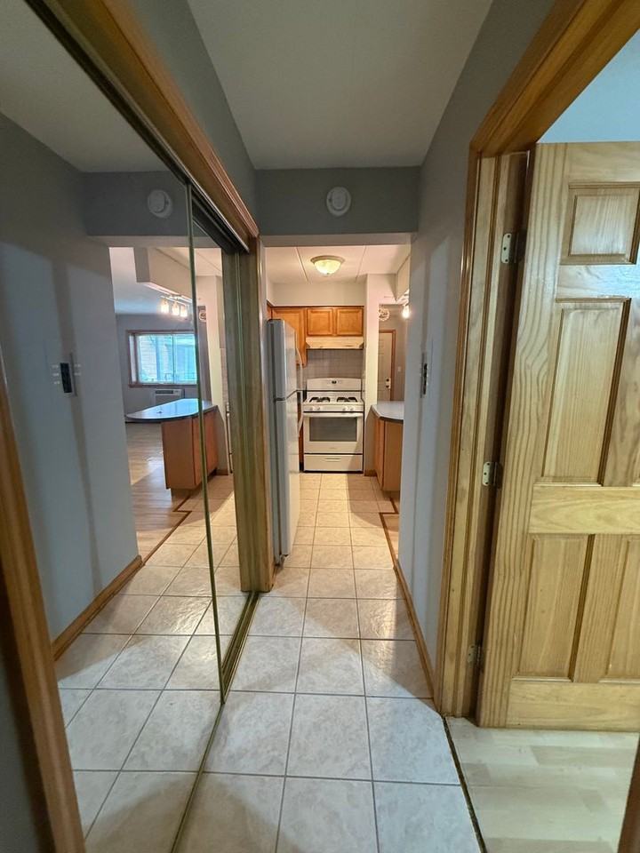 4602 River Rd - Photo 3 of 7