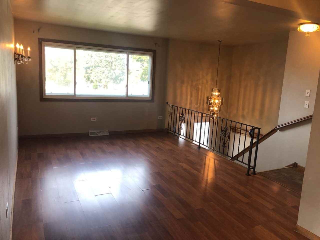 5041 Forster Ave - Photo 3 of 15