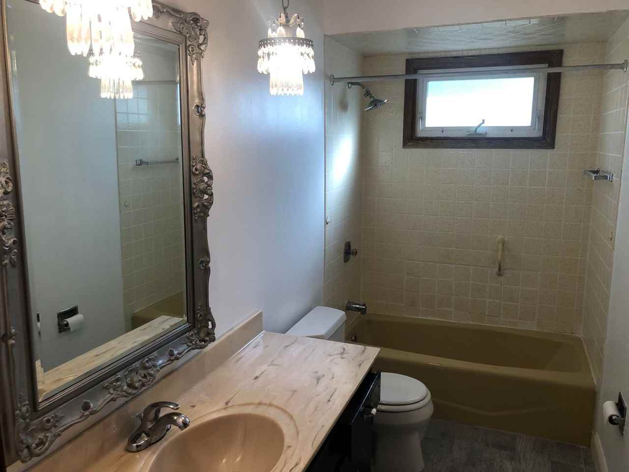 5041 Forster Ave - Photo 4 of 15