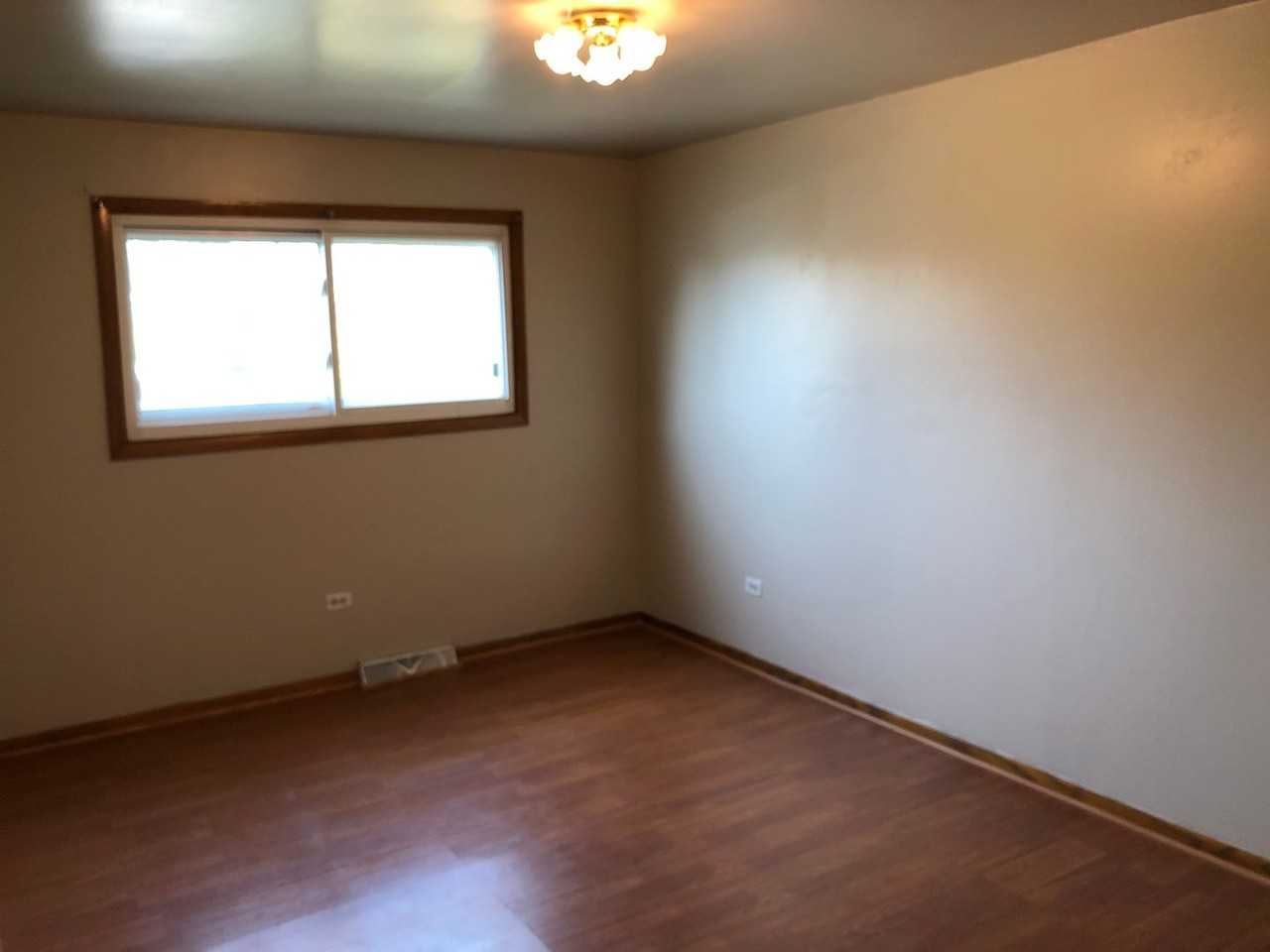 5041 Forster Ave - Photo 7 of 15
