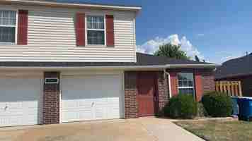 featured image of 3302 Sw Landau Ct