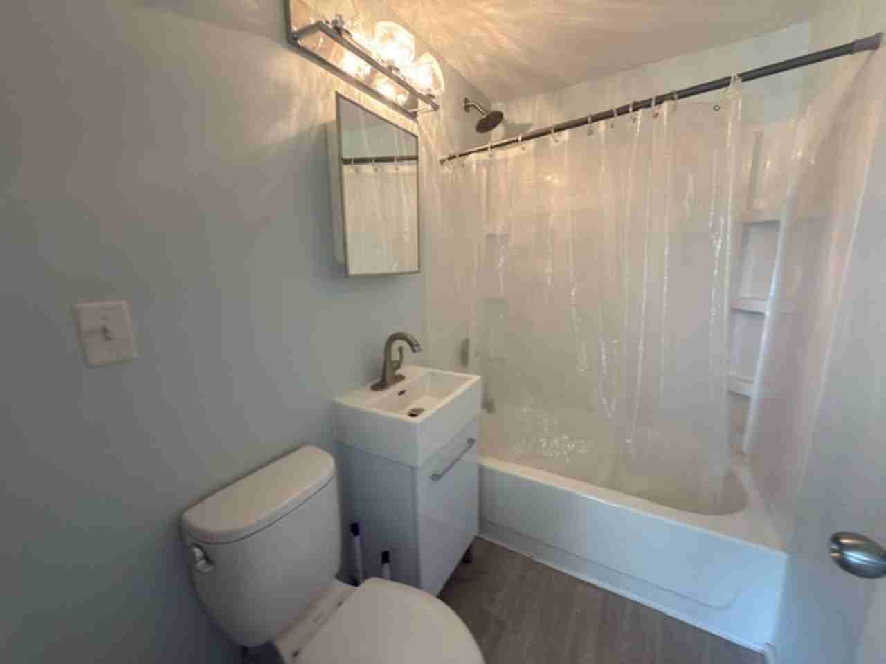 2602 W John St - Photo 7 of 9