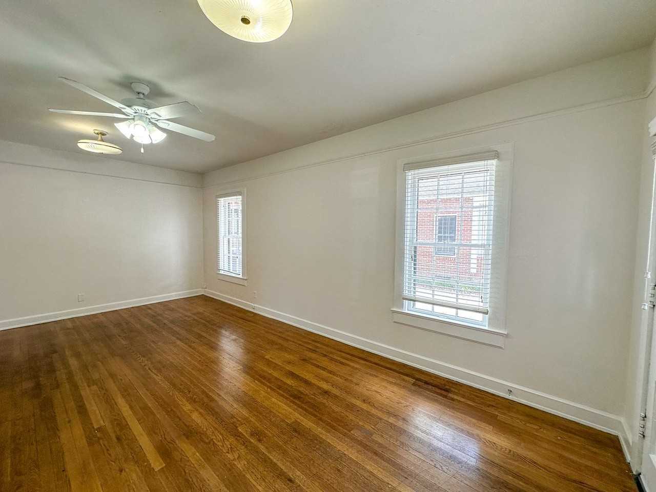 1016 Sw 1st Ave - Photo 3 of 31