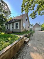 featured image of 3002 Woodland St
