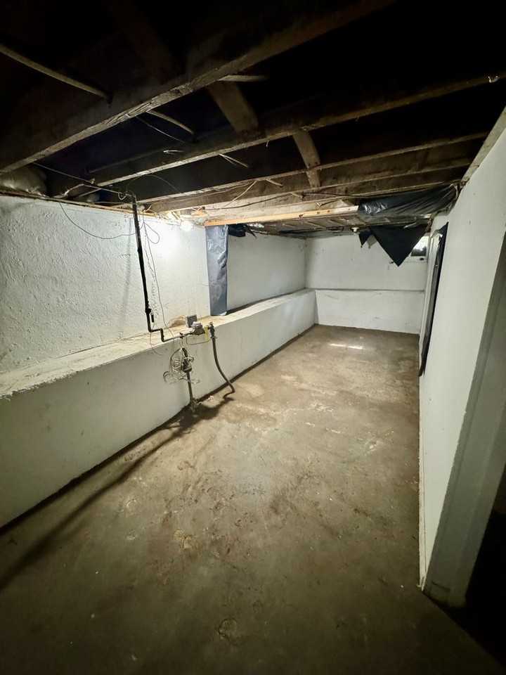 3002 Woodland St - Photo 7 of 29