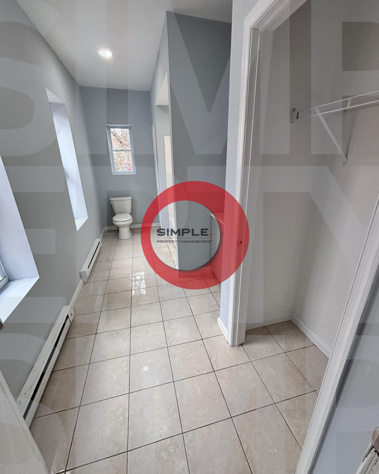 113 W Elm St - Photo 6 of 18