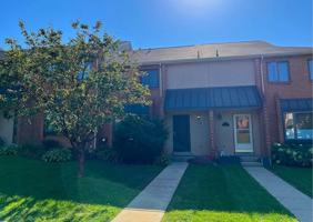 featured image of 102 Caernarvon Ct