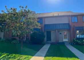 102 Caernarvon Ct - Photo 1 of 1