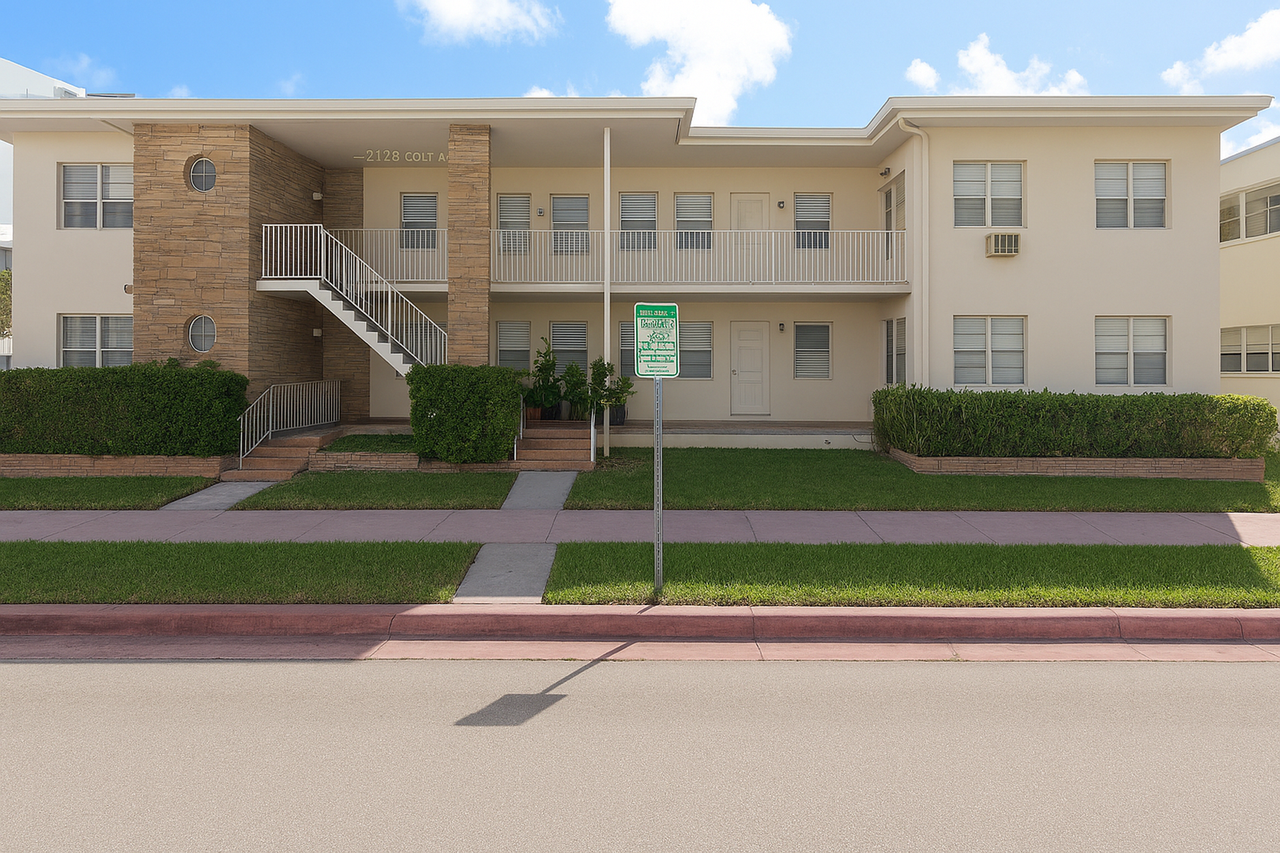 300 69th St Miami Beach, FL 33141 - Photo 6 of 23