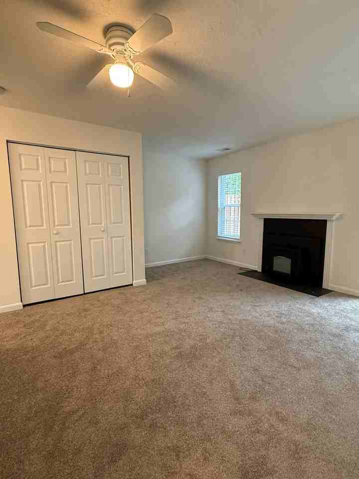 1347 Rigbie Hall Ct - Photo 3 of 18