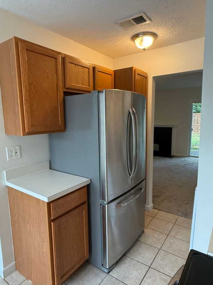 1347 Rigbie Hall Ct - Photo 5 of 18