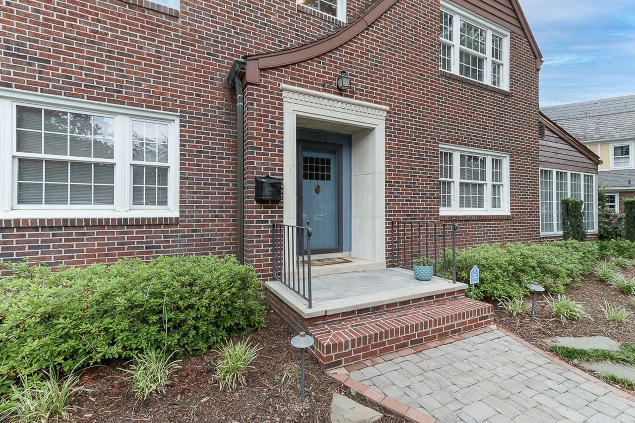 7604 Gleneagles Rd - Photo 4 of 47
