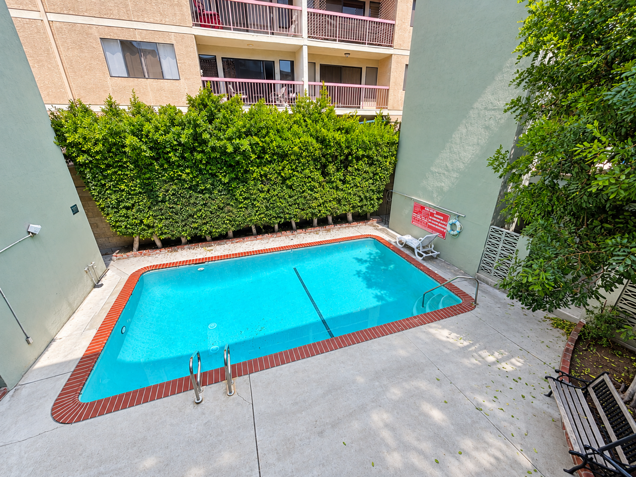 333 Jackson St - Photo 5 of 9