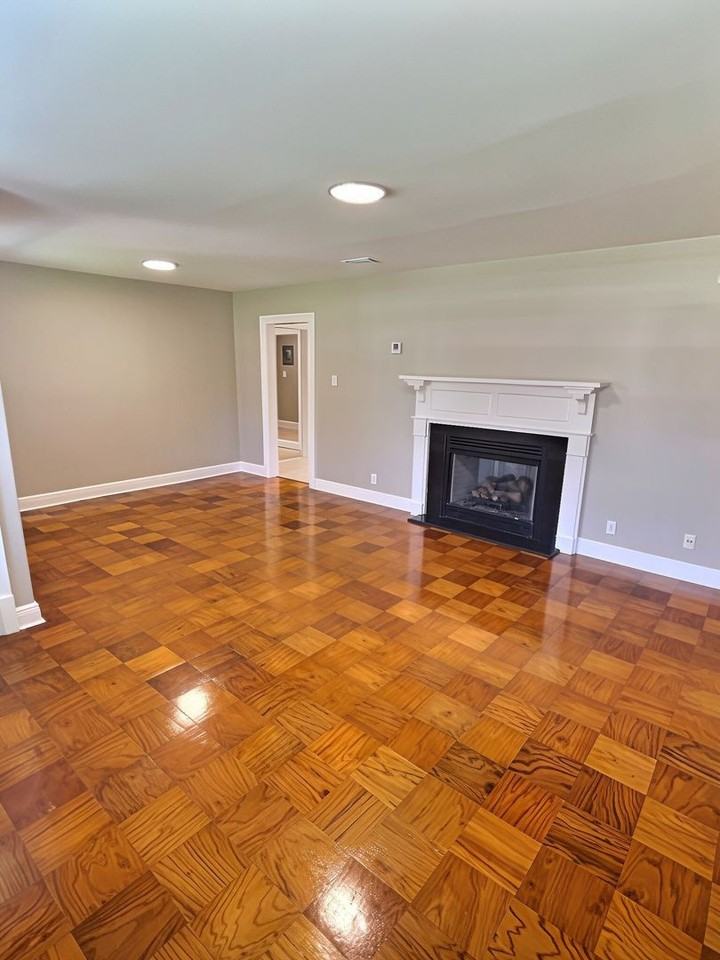 3410 New York Ave - Photo 5 of 26