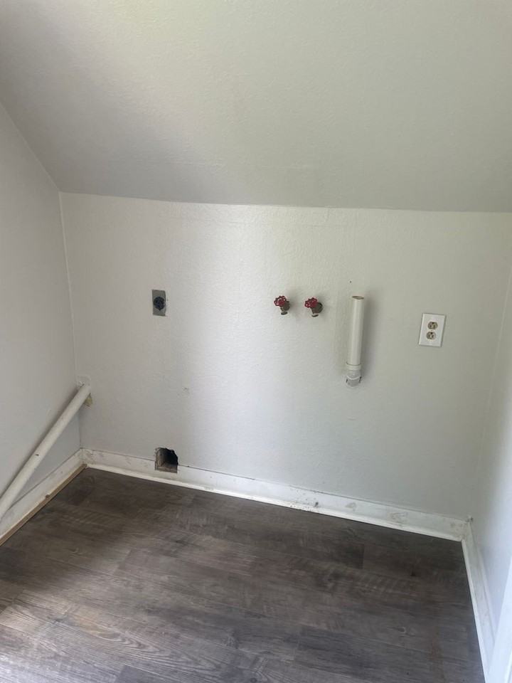 706 Washington Ave - Photo 3 of 11