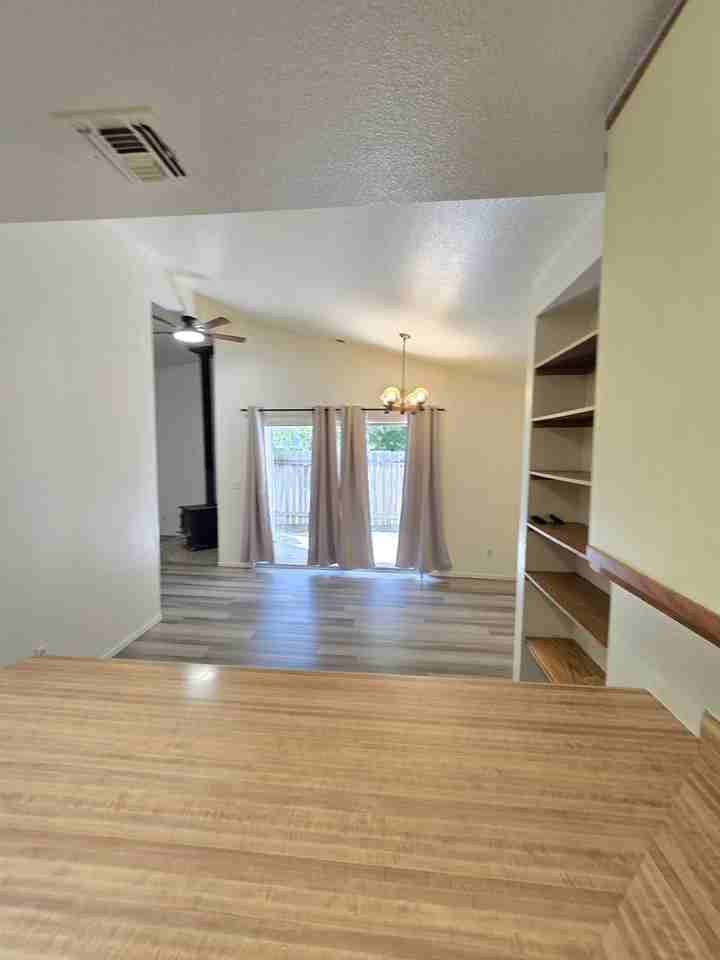 1275 Alicia Cir - Photo 7 of 15