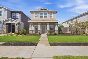 featured image of 1229 Rojo St