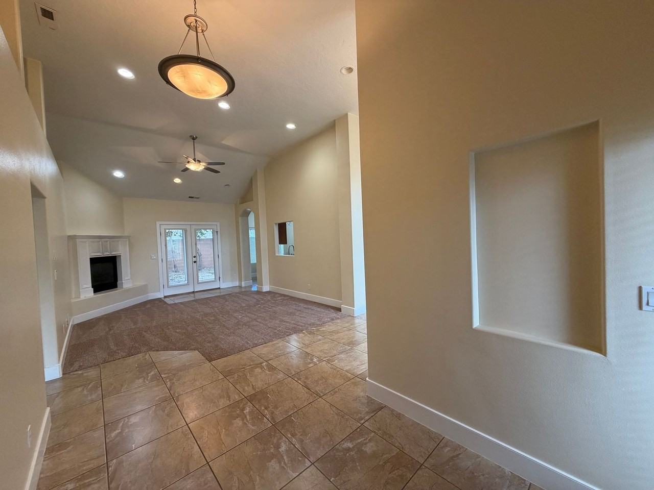 135 W Orchard Ln - Photo 7 of 36
