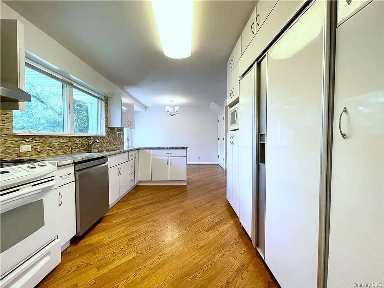 152 Rock Creek Ln - Photo 6 of 18