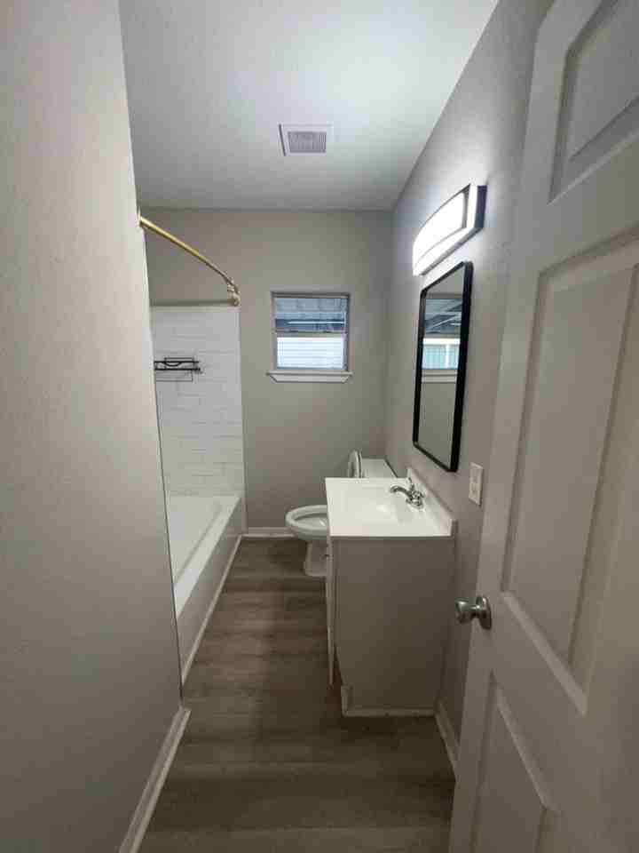 7424 Rusk St #A - Photo 4 of 24