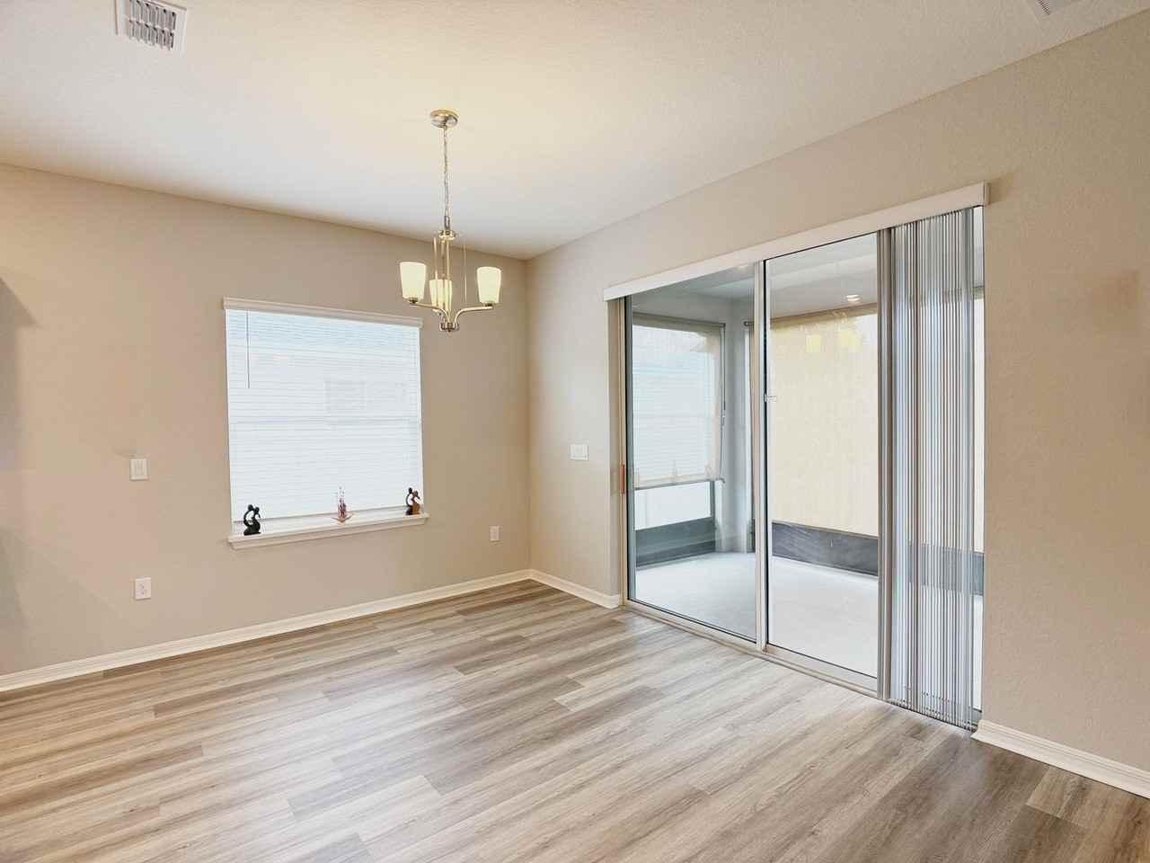 4510 Rapallo Ave - Photo 4 of 39