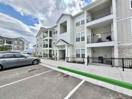 featured image of 936 W Big Ben Ln