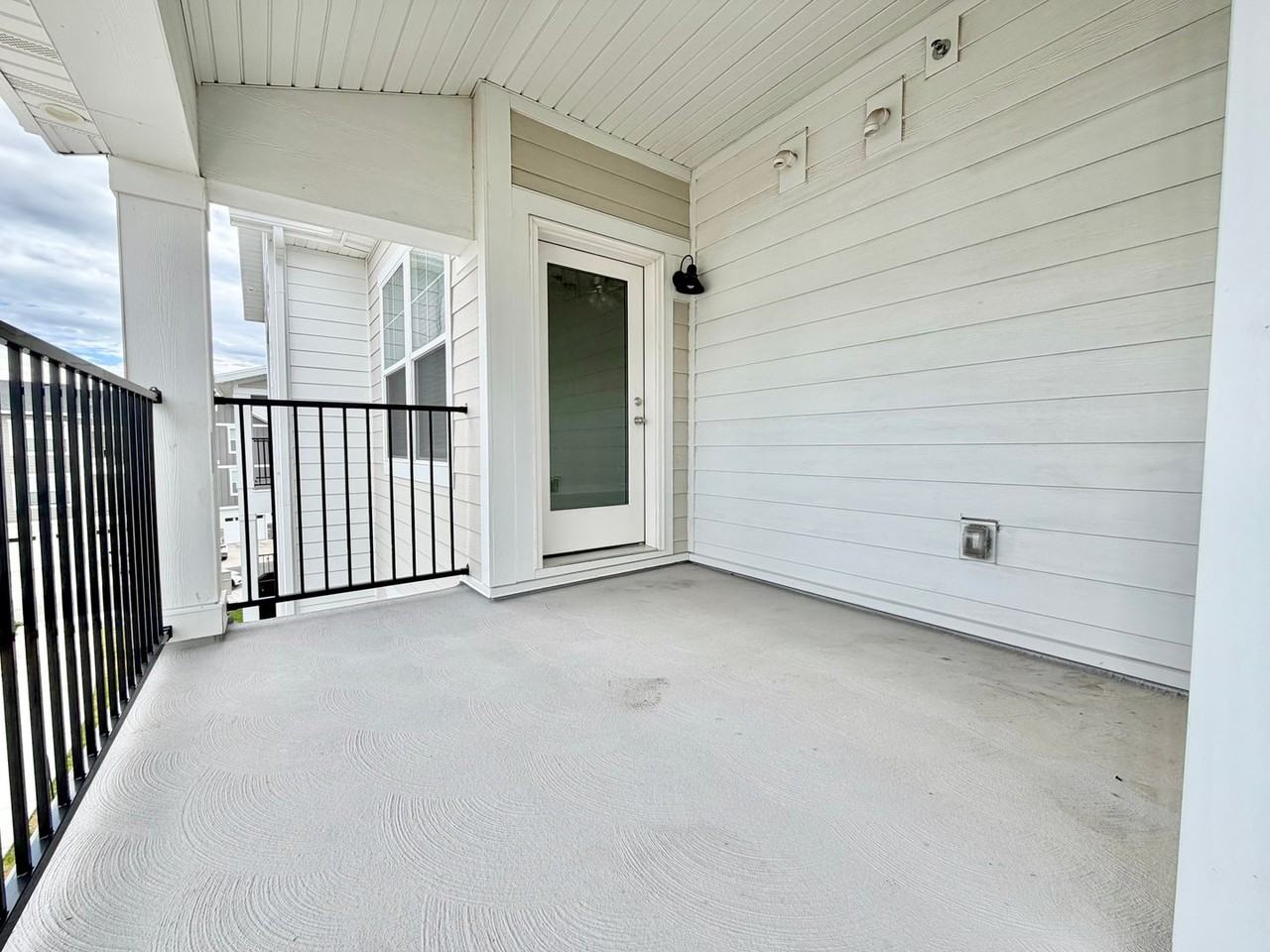 936 W Big Ben Ln - Photo 5 of 28