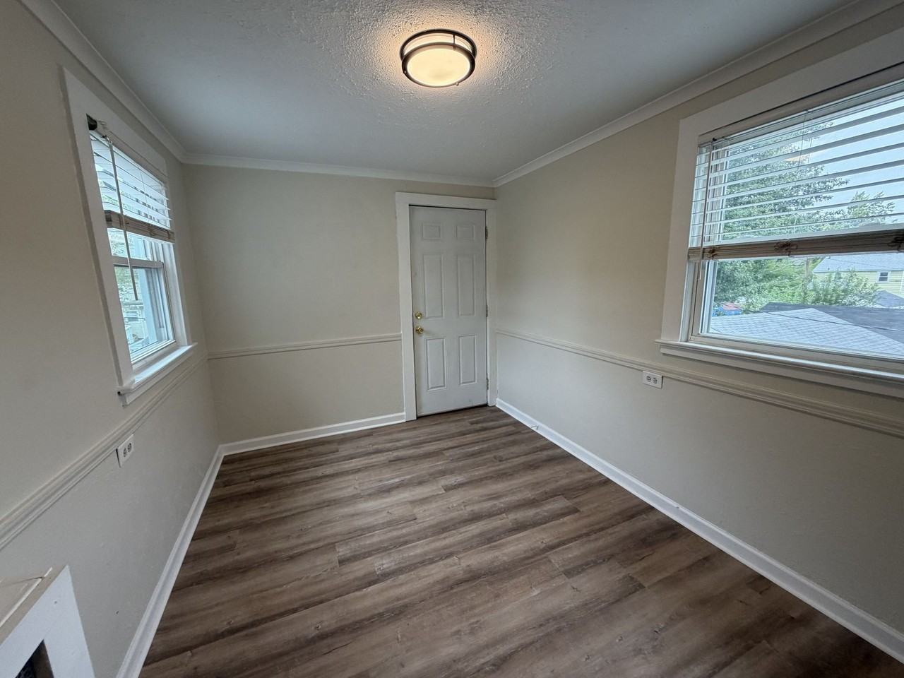 4417 Eastway St. - Photo 5 of 9