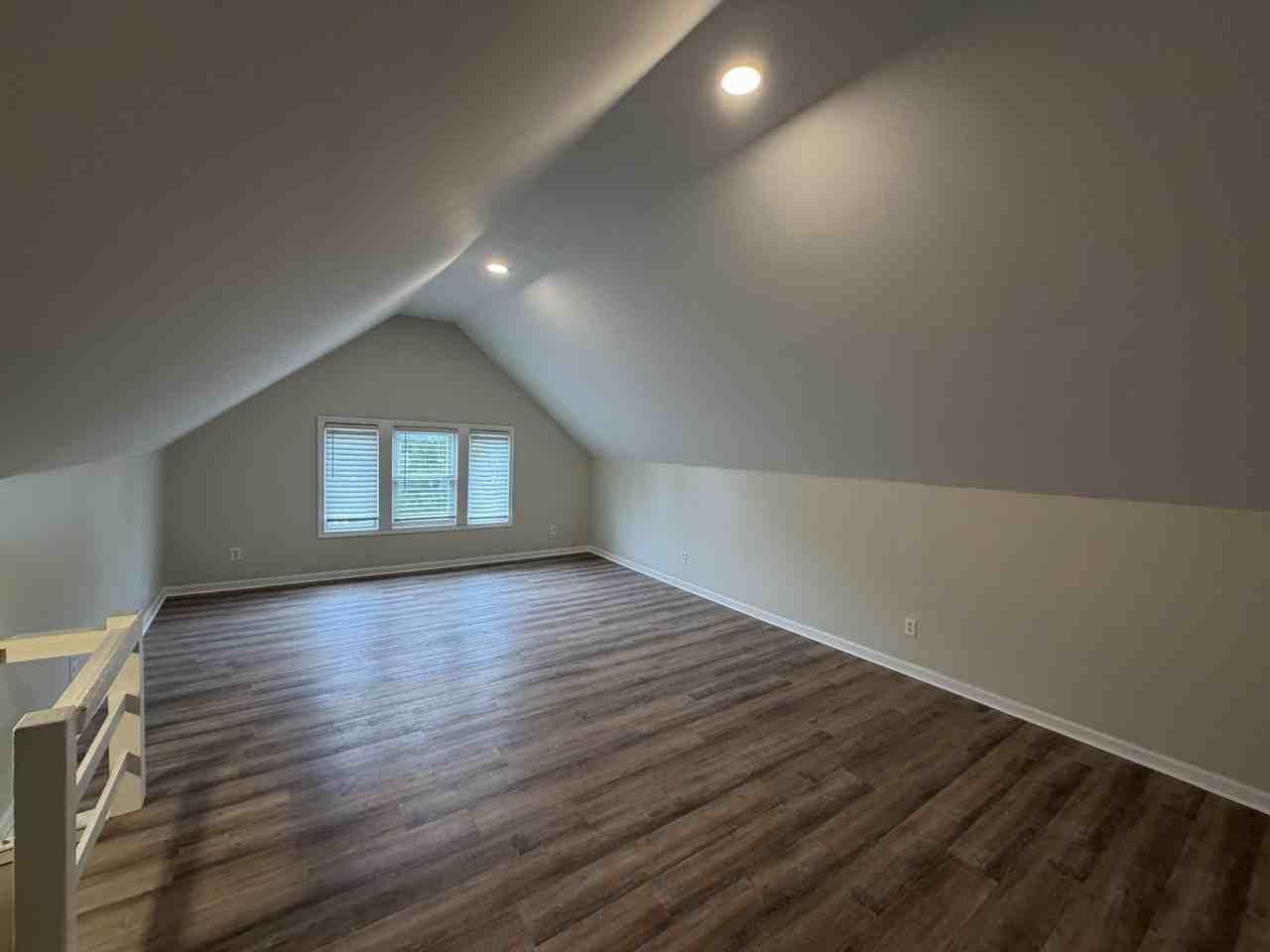 4417 Eastway St. - Photo 6 of 9