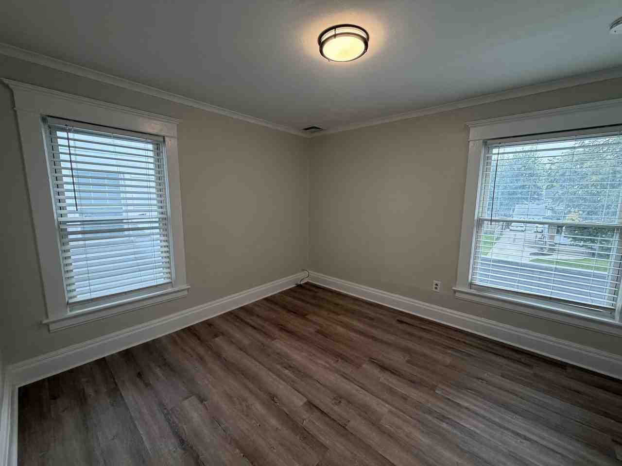 4417 Eastway St. - Photo 7 of 9