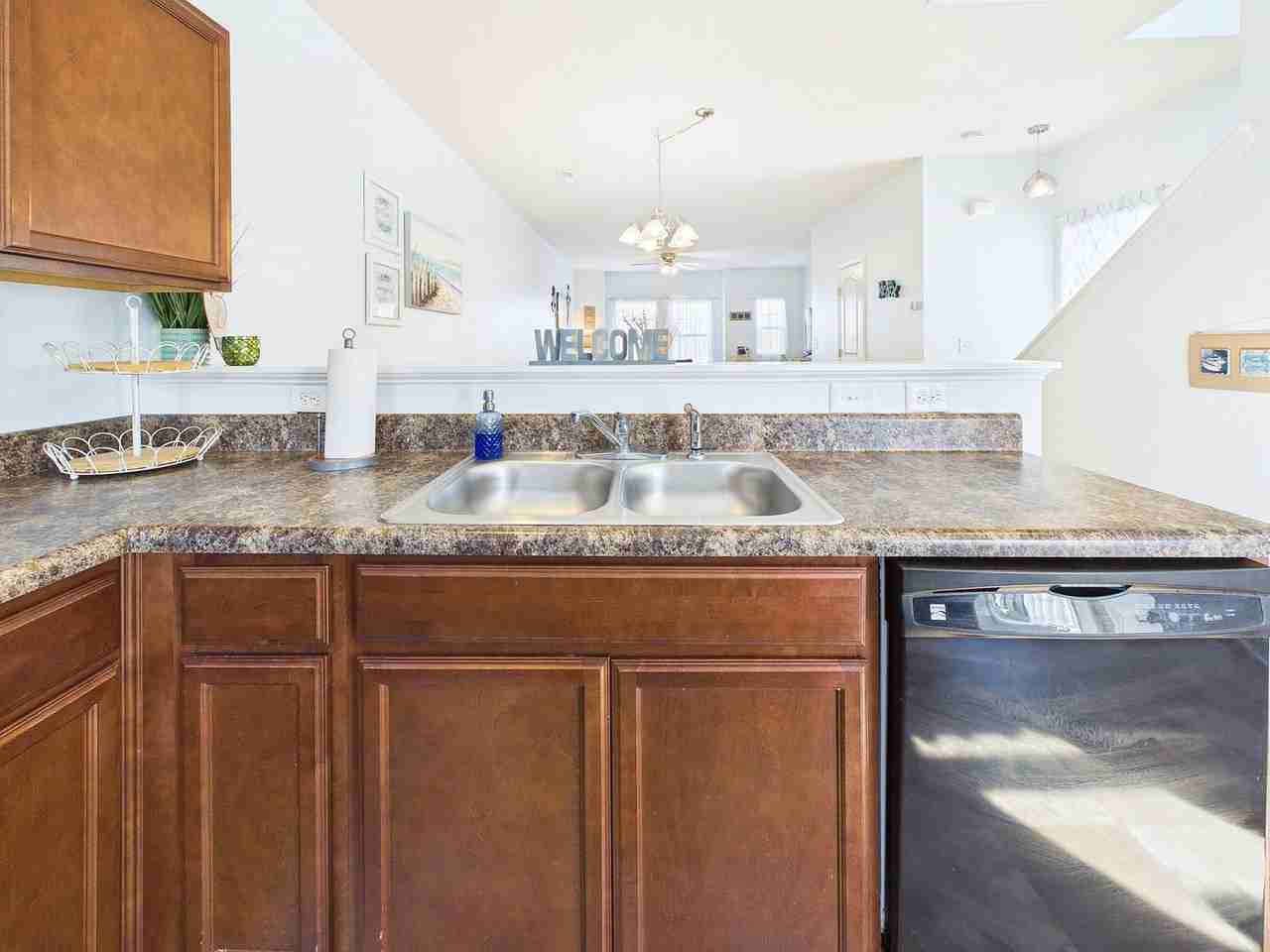 703 Elton Ave #1 - Photo 6 of 27