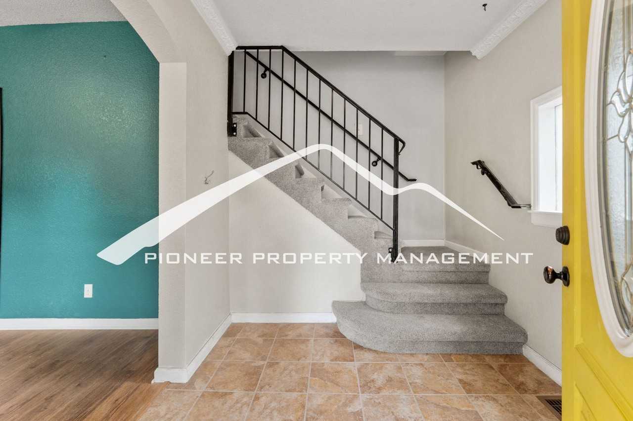 15 S 18th St - Photo 5 of 25