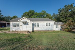 featured image of 1323 N Garland Ave