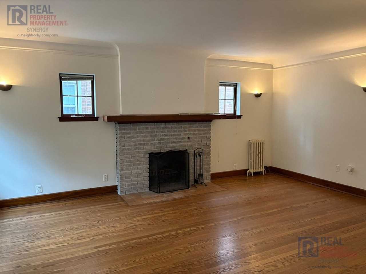 3355 Elizabeth Dr - Photo 2 of 16