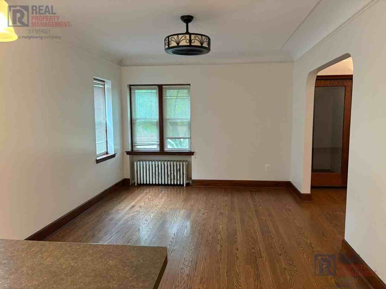 3355 Elizabeth Dr - Photo 3 of 16