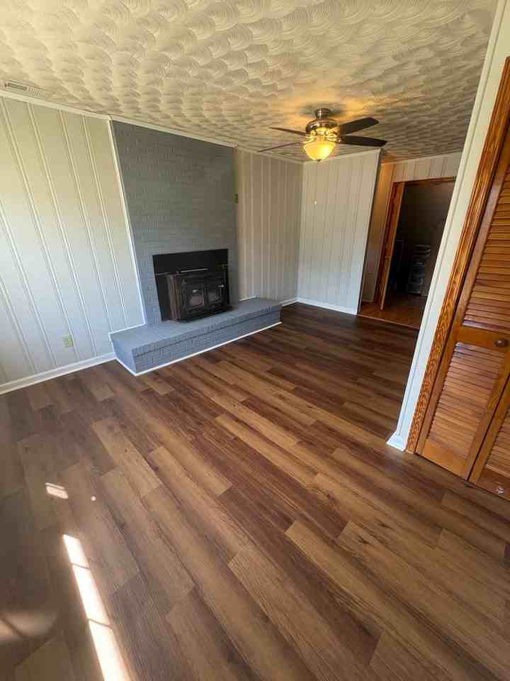 113 Bowen Dr - Photo 3 of 14