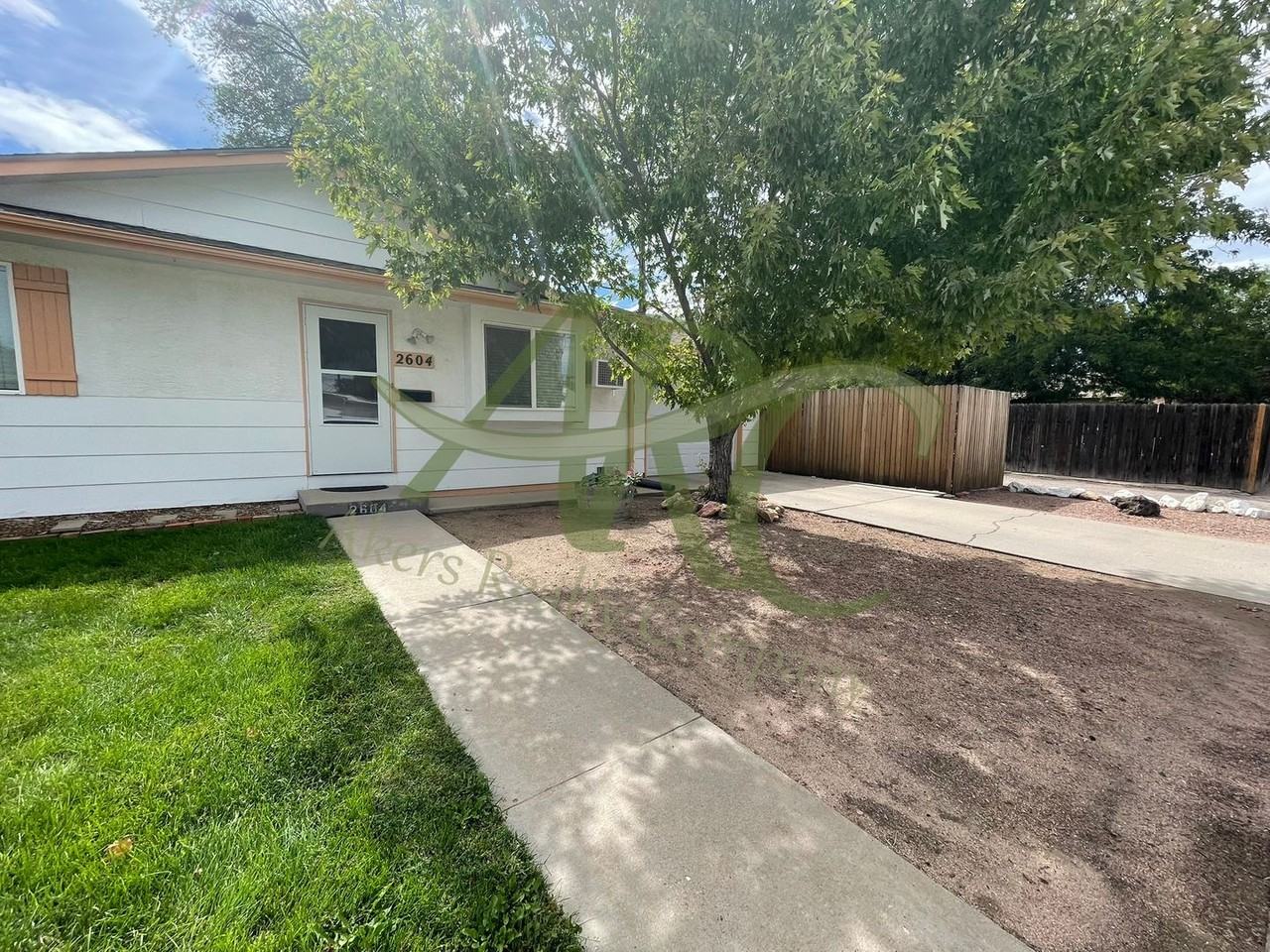 2604 Nuckolls Ave - Photo 2 of 15