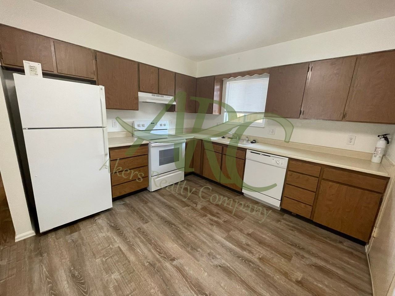 2604 Nuckolls Ave - Photo 5 of 15