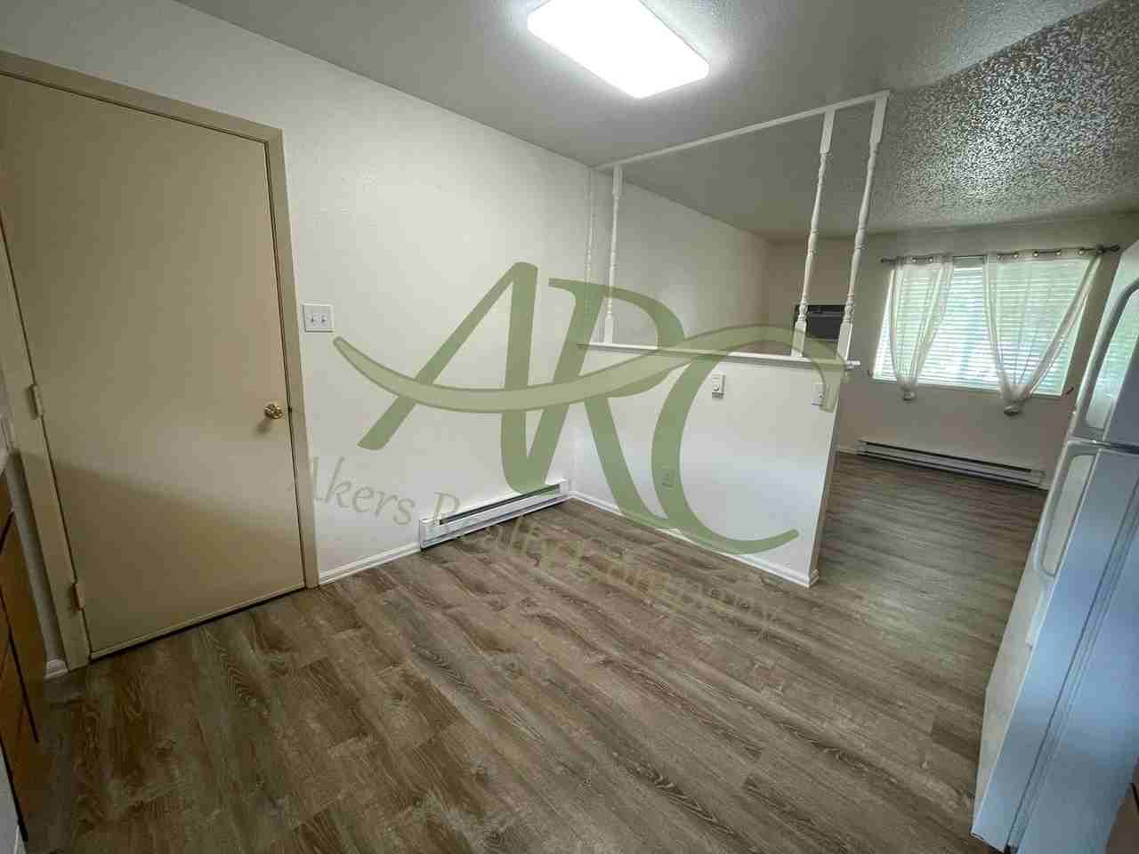 2604 Nuckolls Ave - Photo 6 of 15