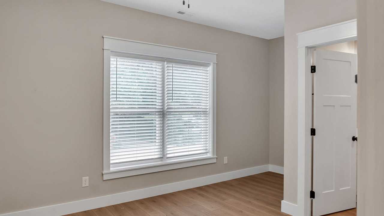 306 306 N Jefferson St - 306 N Jefferson St. - Photo 7 of 42