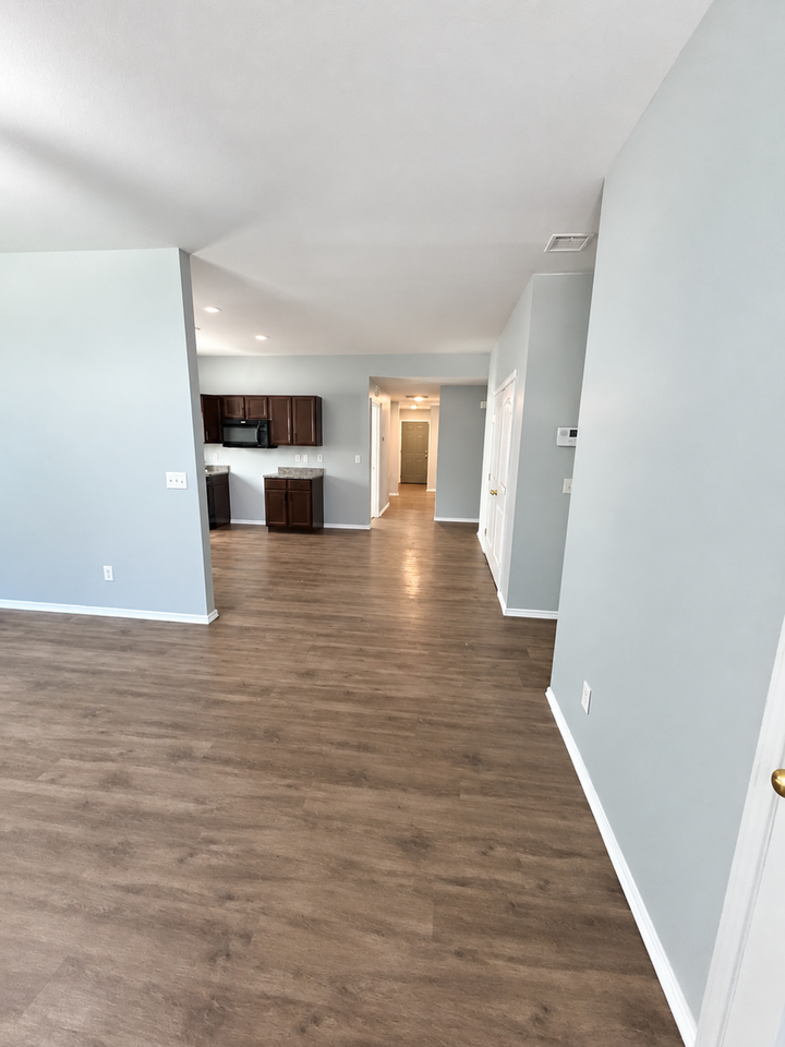 1137 N Estelle Ave - Photo 2 of 11