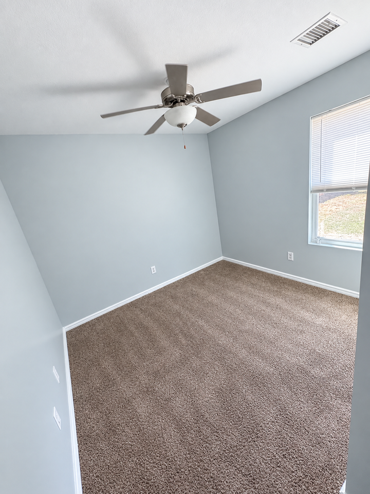 1137 N Estelle Ave - Photo 7 of 11