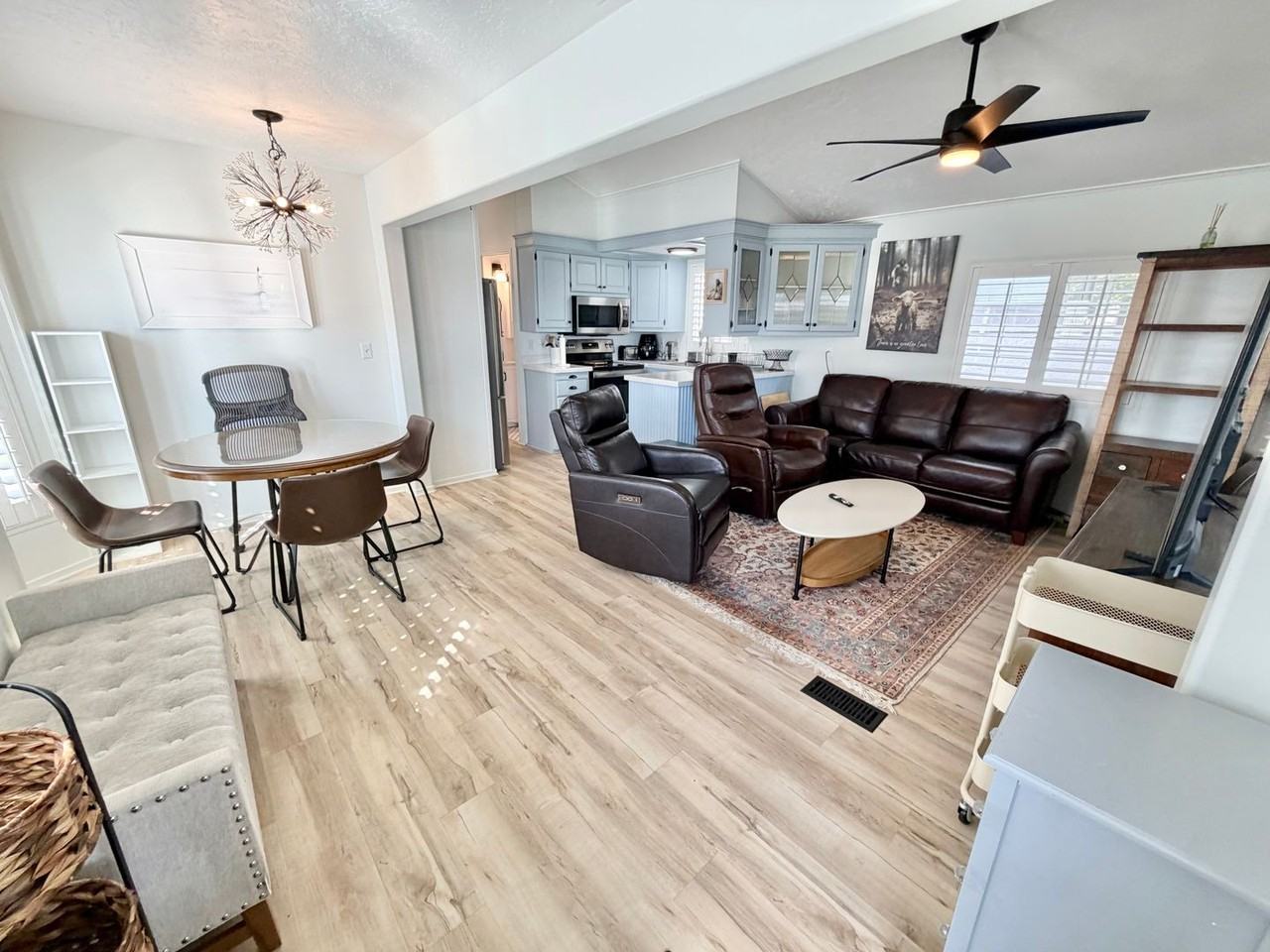 1150 W Red Hills Pkwy #174 - Photo 5 of 19