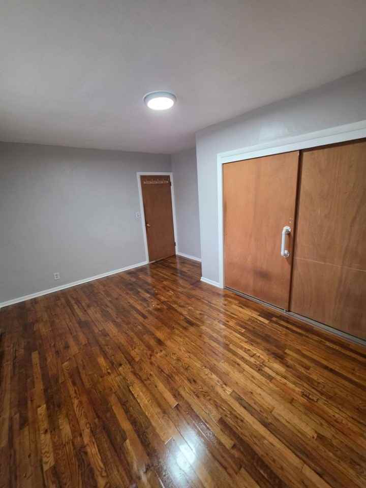 149 Willard St - Photo 7 of 14
