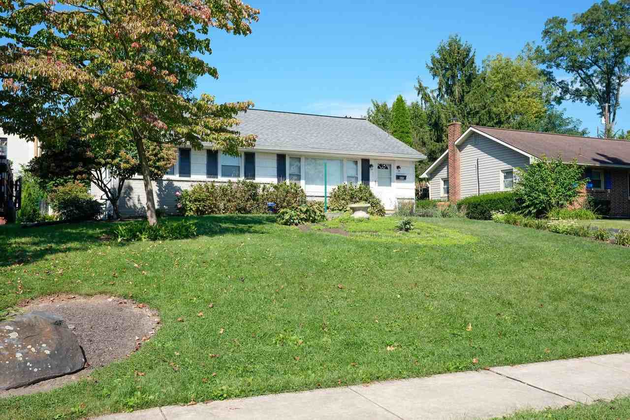 645 N Mount Joy St - Photo 3 of 47