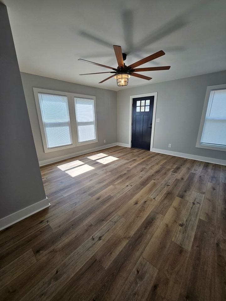Renovated Duplex - Photo 2 of 37