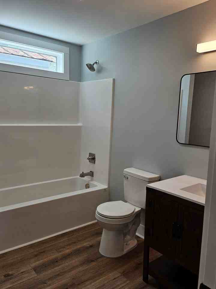 Renovated Duplex - Photo 7 of 37