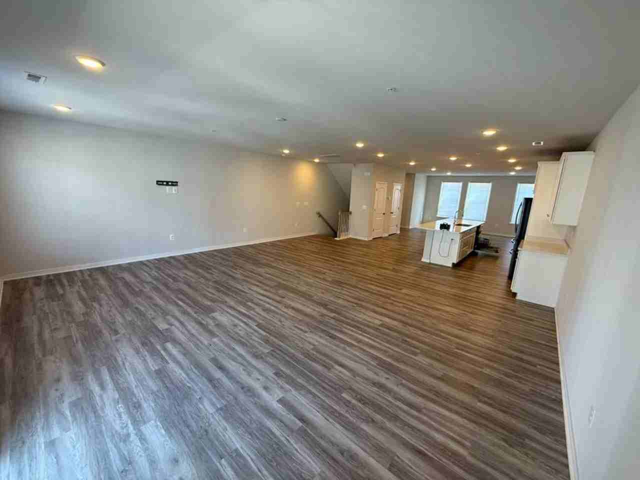 5912 Whitehurst Ln - Photo 5 of 19