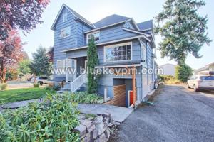 featured image of 2400 Lincoln Ave #A